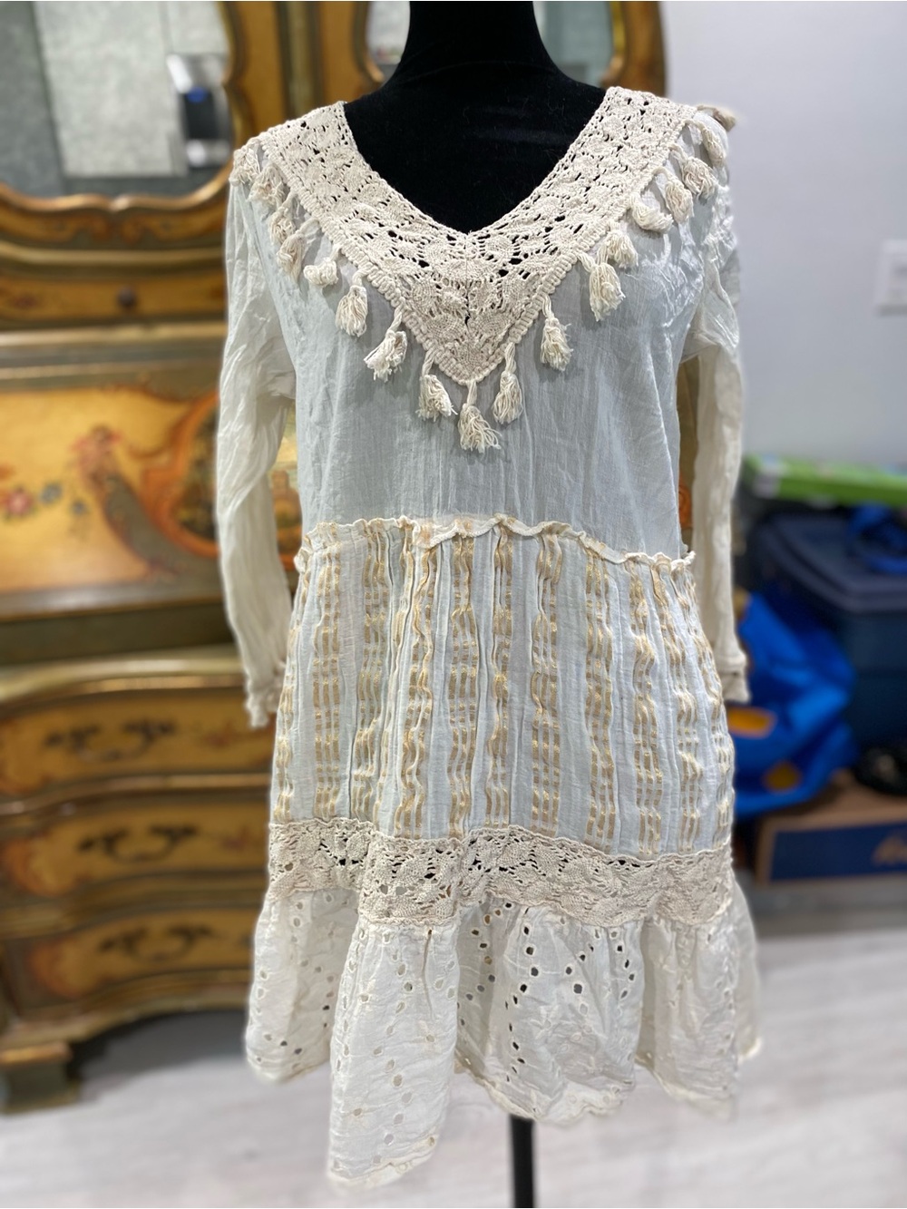 Vintage Bohemian Tassel Crochet V-Neck Dress in Cream/gold
